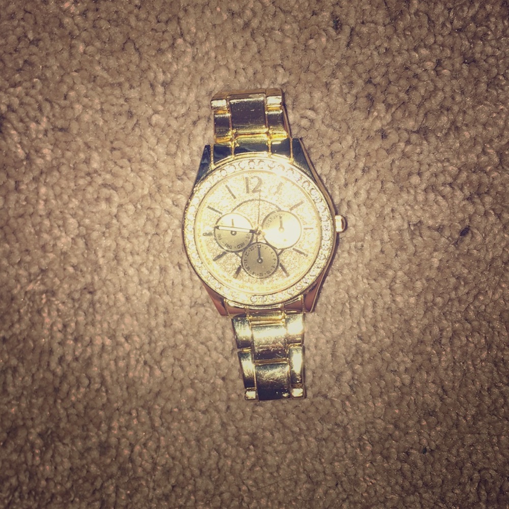 watch⏰💜